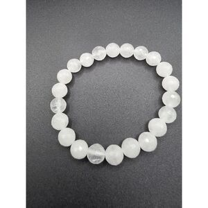 💎 Faceted Clear Quartz Bracelet – Crystal Clarity (8mm)